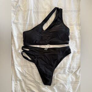 Black One-Shoulder Bikini Set
